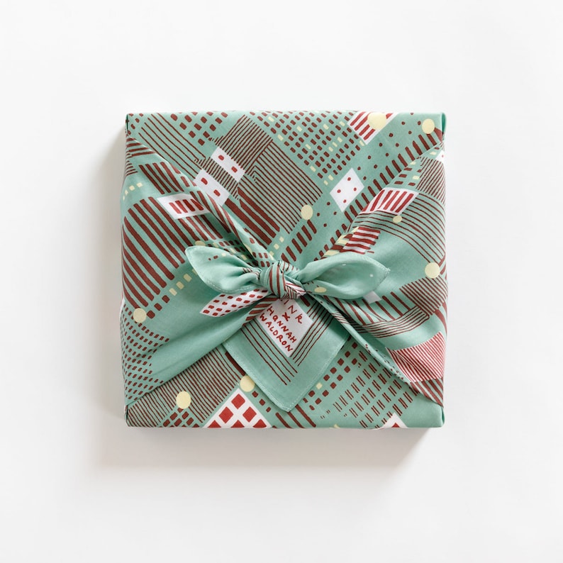 Tokyo Matcha Furoshiki & Wood gift box set of 2 image 1