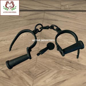 Antique Vintage Handcuffs with Key – Unique Collector&#39;s Item, Historical Display Piece, Shackles for Display, Prisoner History Memorabilia