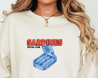 イワシのシャツ、ヴィンテージグラフィックTシャツ、レトロな漁師Tシャツ、海岸沿いのアマルフィ風の夏シャツ