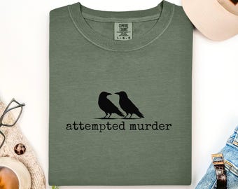 Maglietta con corvo tentato omicidio, maglietta divertente per birdwatching, maglietta con corvo umoristico nero, maglietta spettrale di Halloween, regalo per birdwatcher, maglietta divertente per amanti degli uccelli