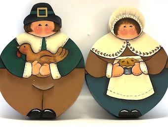 Vintage Pilgrims, Wooden Pilgrim Set, Shelf Sitters, Primitive Thanksgiving, Wreath Attachment