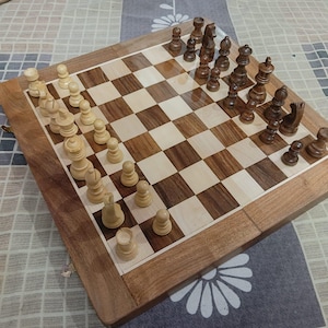 Faltbares magnetisches Schachset aus Holz: Reisebrettspiel für Kinder und Erwachsene