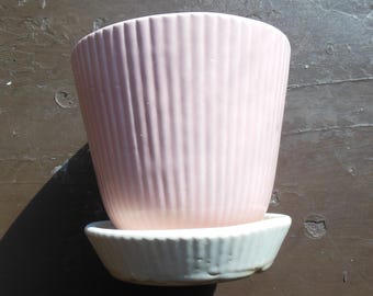 Vintage Shawnee Pink & White Planter with Saucer, Med Sized 1950s
