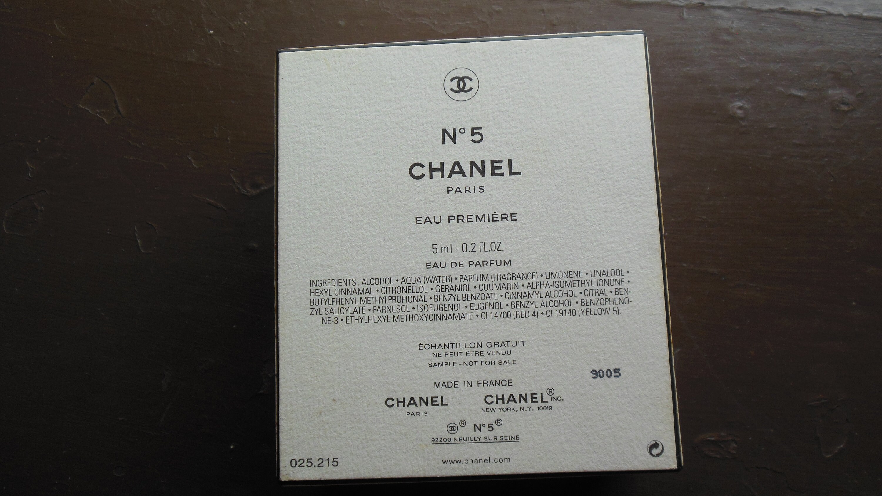 Chanel No 5 Eau Premiere Runway Box With Perfume Bottle 