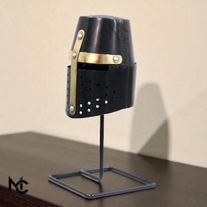 Mini Black Crusader Helmet – Medieval Knight Armor Home Decor – Collectible Miniature Helmet with Stand