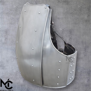 Handcrafted 1.5mm Steel Churburg Breastplate: Medieval Body Armor