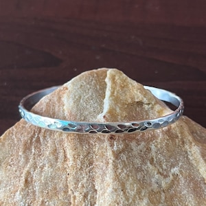 Smooth Hammered Bangles | Silver Bangle | 925 Sterling Silver Bangle | Thick Silver Bangle Set | Boho Bracelet | Stackable Bangles and Gifts