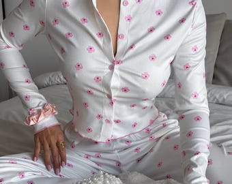 White and Pink Floral Pajama Set Long Sleeve Flower Print Pjs Perfect Gift for Girlfriend
