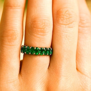 Emerald Band Ring in Silver – Prong Set Green Gemstone Eternity Style, May Birthstone Stacking Ring
