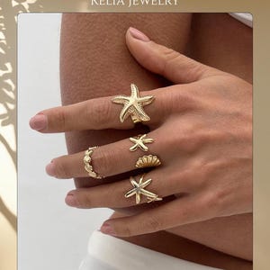 Coastal Chic Gold Ring Set with Starfish Shell Details—Adjustable Summer Beach Rings for Women, Boho Ocean Jewelry Vibes