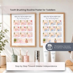 Könnte beinhalten: Zwei gerahmte Poster mit dem Titel Healthy Teeth, Every Day My Tooth Brushing Routine, die eine Plüschfigur bei der Demonstration der Schritte zeigen. Darunter stehen drei Zahnbürsten in Haltern und zwei Zahnpastatuben auf einem Waschbecken.