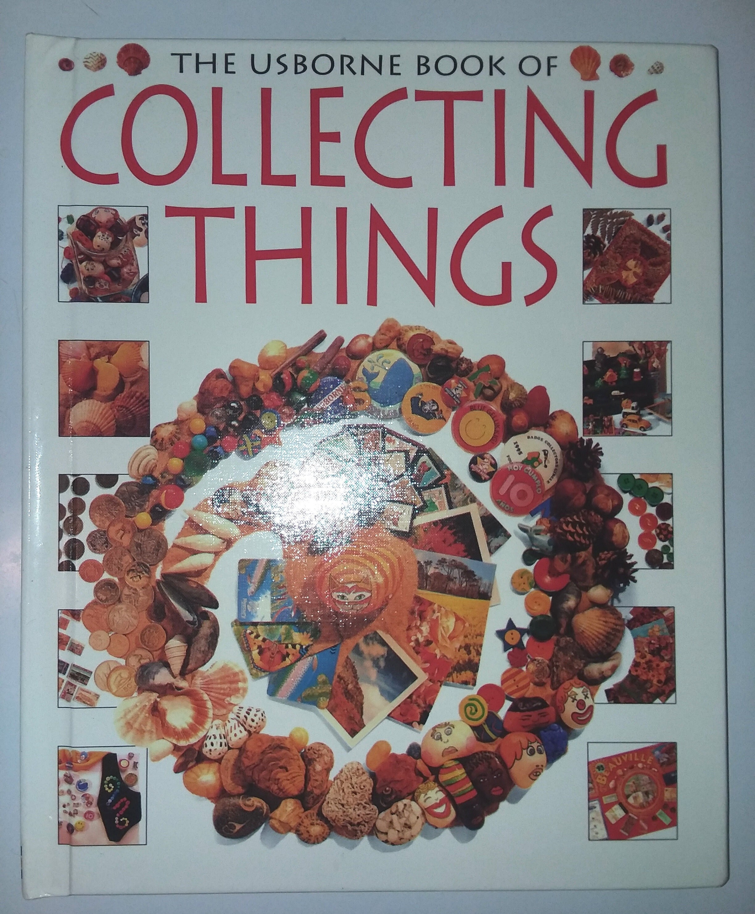 The Usborne Book of Collecting Things, livre relié
