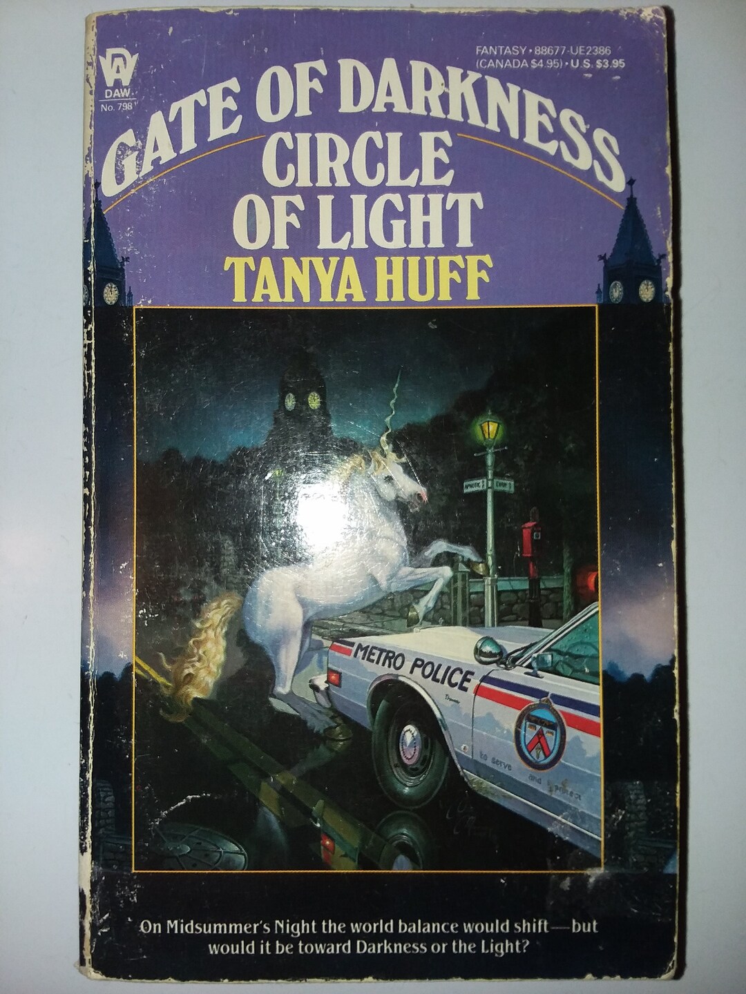 Gate of Darkness, Circle of Light, First Edition Tanya Huff Paperback