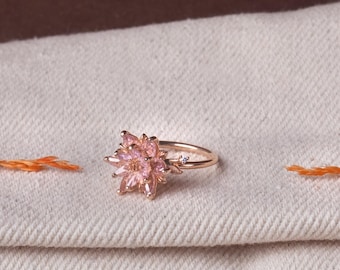 Anello con fiore di loto in quarzo rosa, regalo per la mamma, elegante anello di promessa a forma di loto, gioiello yoga delicato, anello a forma di loto fatto a mano, anello energia femminile,