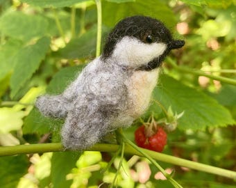 Needlefelted chickadee, made to order