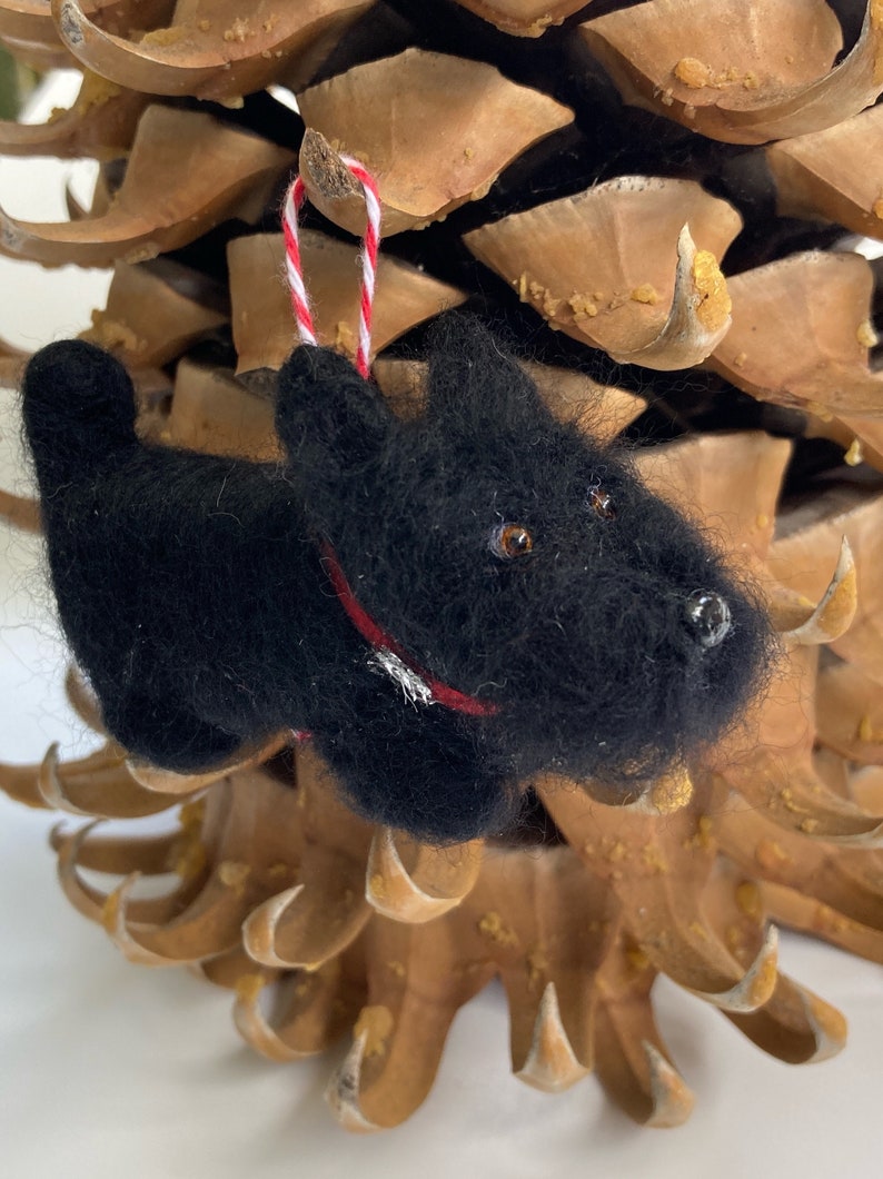 Scottish terrier ornament figurine, needlefelted Scottie, Valentines Day gift image 4