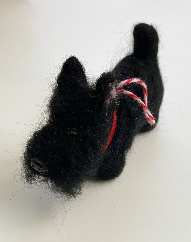 Scottish terrier ornament figurine, needlefelted Scottie, Valentines Day gift image 9