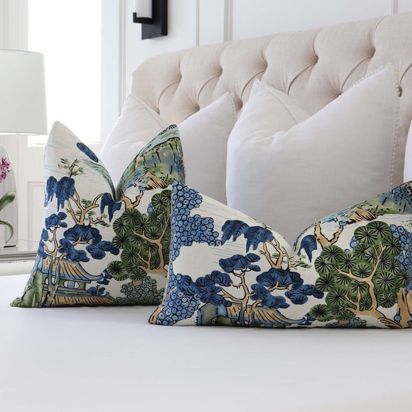 Housse de coussin lombaire pagode à thème panoramique asiatique avec fermeture à glissière pour literie de chambre à coucher, motif floral de designer Thibaut en bleu et vert