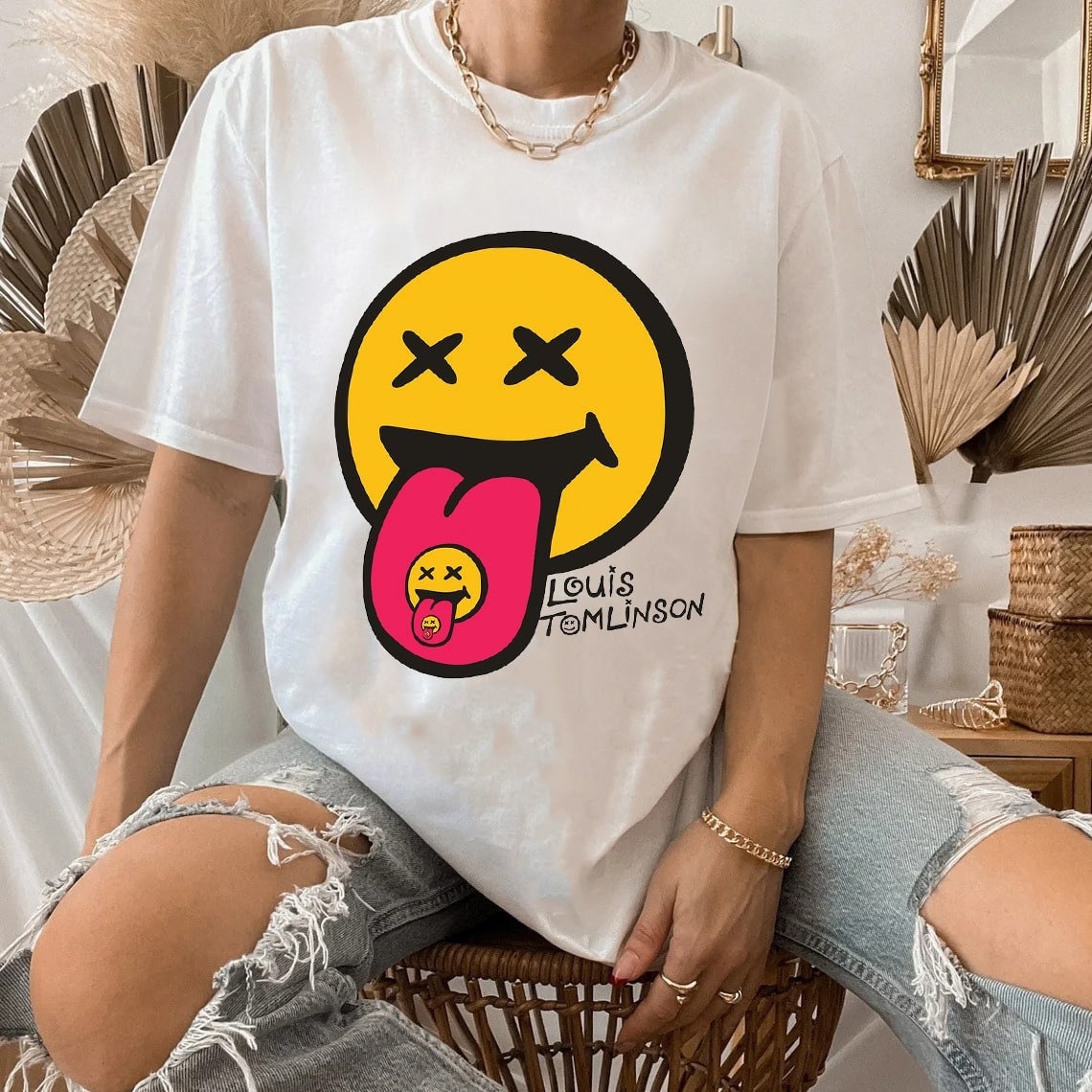 Printerval Funny Smiley Face Louis Shirt, Louis Tomlinson merch ,One Direction Shirt