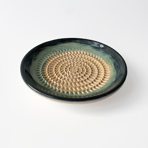 Brisa Ceramic Grater Plate – Handmade Ceramic Grater – Unique Kitchen Tool – Foodie Gift