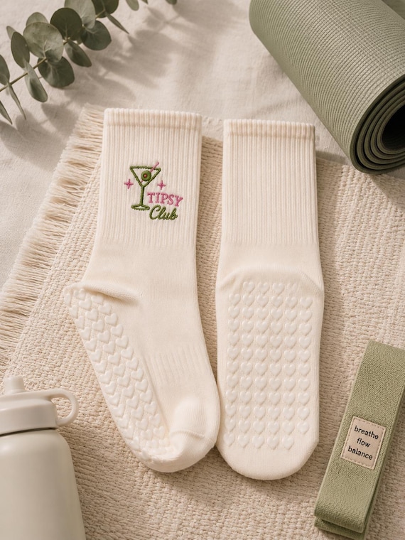 Heart Grip Pilates Socks, Personalized Non Slip Socks, Custom Logo Embroidered Grip Socks, Reformer Yoga Barre Studio Gift, Studio Merch
