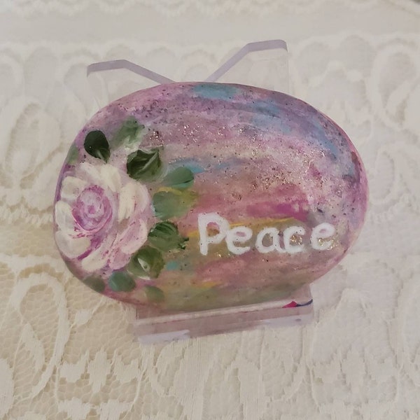 Painted inspirational rose rock of Peace, rose and word Rock, hand painted pink rose and encouraging word Stone, Floral paperweight