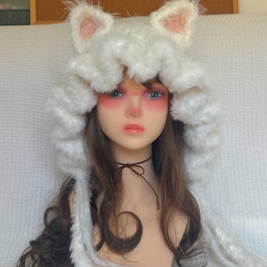 Kawaii White Fluffy Cat Ear Hat,Cute Lolita Style Furry Hood with Long Ties, Harajuku Cosplay Winter Accessory,Fluffy Winter Animal Ear Hood