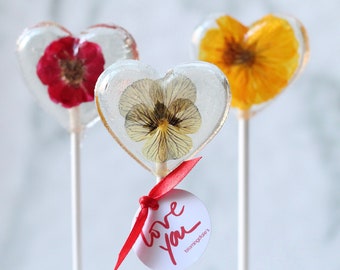 Wild At Heart Flower Lollipops - Romantic Country Garden Sweet Treats - Botanical Themed Event - Wedding Engagement Valentines Party Favors