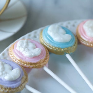Cameo Elegant Lollipops-Victorian Party Event - English Tea Party Theme - Vintage Candy - Luxury  Sweet Treats - Edible Classic Jewelry-8PCS