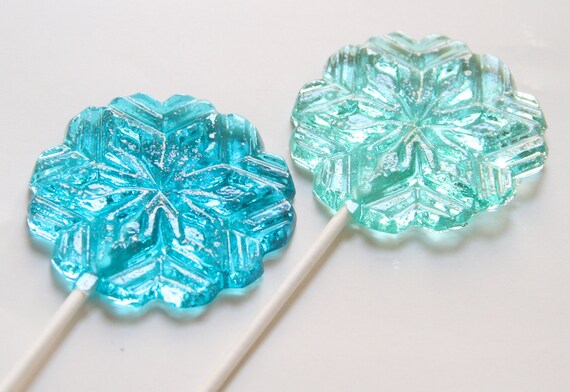 Snowflake Lollipops -Holiday Hostess Gift - Christmas Party Lollipops - Winter Wonderland - Stocking Stuffers - Christmas Table - 8 PCS Il_570xn
