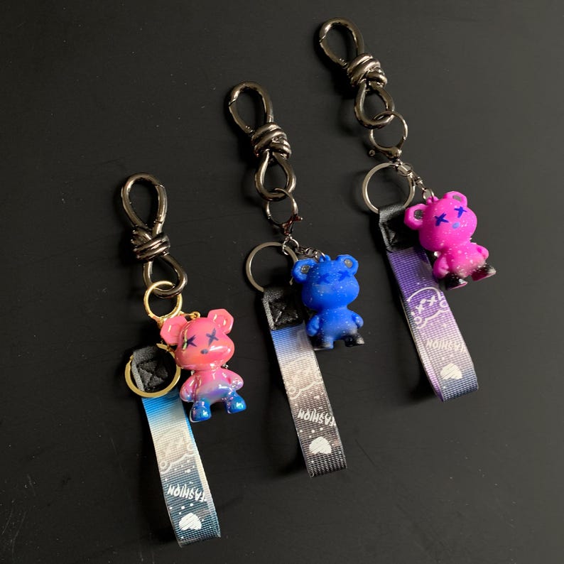 1 Graffiti BEAR KEYCHAIN w abstract knot Carabiner | anime | charms | accessories | dead face | trinket | Japanese animation | anime kawaii image 1