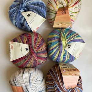 Colorful Variegated Wool Yarn Self Striping Gradient Yarn for Crochet and Knitting Projects