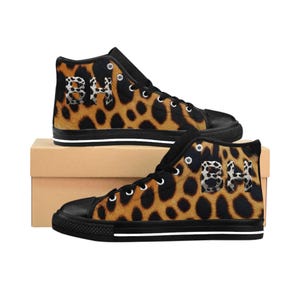 Leopard Print High-Top Sneakers | Stylish Women&#39;s Footwear, Trendy Casual Shoes, Fashionable Leopard Sneakers, Perfect Gift for Her