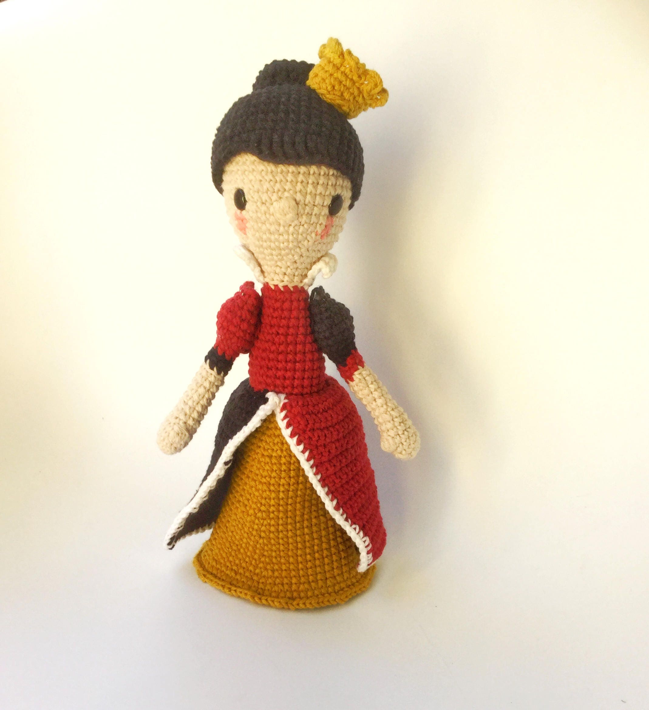 Queen of hearts Crochet Pattern/Amigurumi Etsy