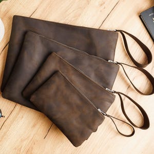 Leather pouch with zipper, Leather clutch bag, Leather cosmetic bag, Personalized zipper pouch, Large zippered pouch, Wristlet clutch