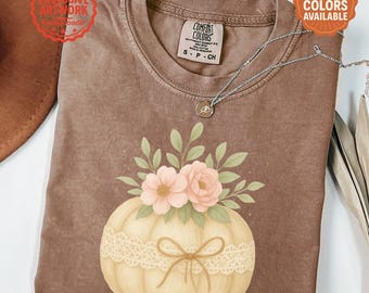 Bow Pumpkin Shirt, Floral Fall Comfort Colors Tee Trendy Retro Autumn Shirt Cozy Thanksgiving Outfit Cute Fall Graphic Tee Plus Size