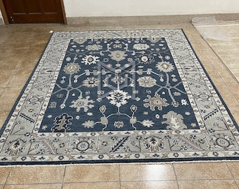 Hand-Knotted Navy Blue Oriental Wool Rug: 8x10 Traditional Floral Carpet