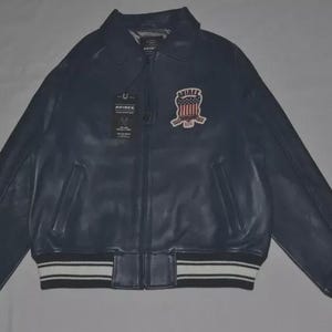 Chaqueta bomber de cuero Avirex hecha a mano: el icónico estilo de vuelo americano imagen 17