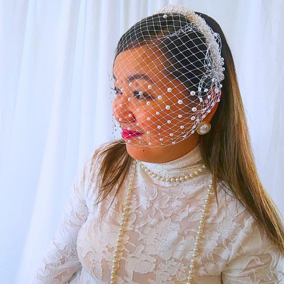 White Elegant Veil Headband Bridal Headband Hat. Ivory White Wedding Headpiece. - Etsy main image 2