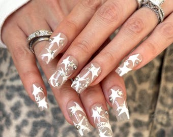 Uñas postizas hechas a mano con diseño de estrellas, tachuelas plateadas 3D, uñas cuadradas brillantes