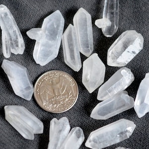 Raw Natural Crystal Points - Not Drilled - Rough Rock Crystal Specimens - Crystal Healing - Crystal Quartz - (Smaller Size) - One Stone