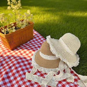 Unisex Wide Brim Straw Hat with Lace Bow – Foldable Handwoven Sun Hat | Hollow Out Beach Cap | Summer Travel Visor Sunshade