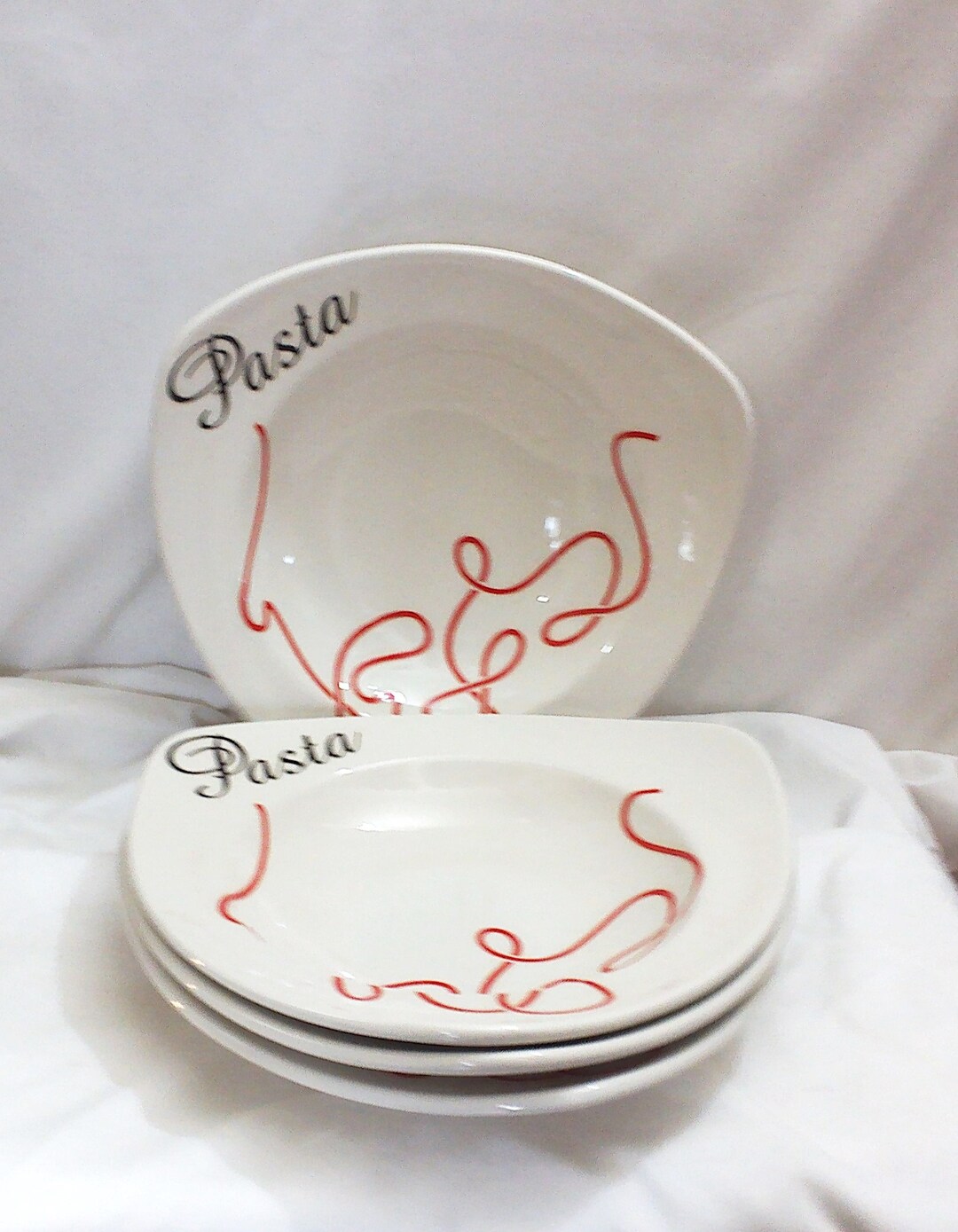 Pasta Bowl Ceramic Triangular by Oil & Vinegar - Etsy