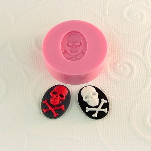 Skull Crossbones Cameo Cabochon Flexible Silicone Mold/Mould (18mm 13mm) for Crafts, Jewelry, Scrapbooking, (resin, pmc, polymer clay) (260)