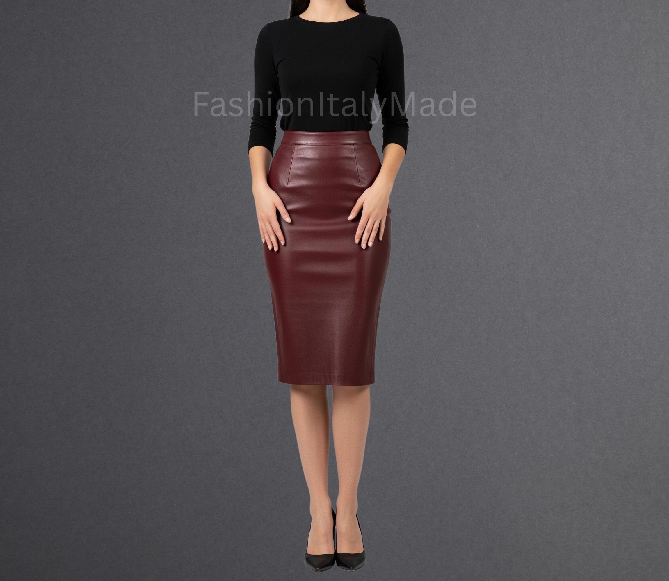 Burgundy leather skirt España - Main Image
