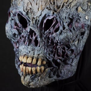 Maschera da testa di zombi