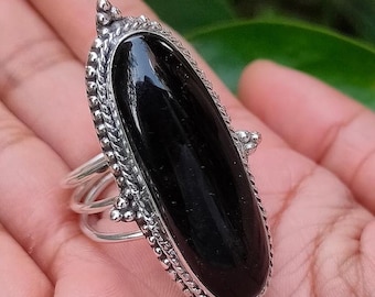 Handgemaakte lange zwarte onyx sterlingzilveren ring