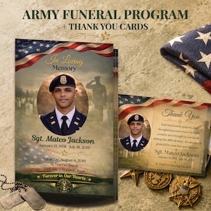 Può includere: Un programma per funerali militari e un set di biglietti di ringraziamento con il ritratto del sergente Mateo Jackson, uno sfondo con bandiera americana e dettagli testuali tra cui date, luogo e un messaggio commemorativo.