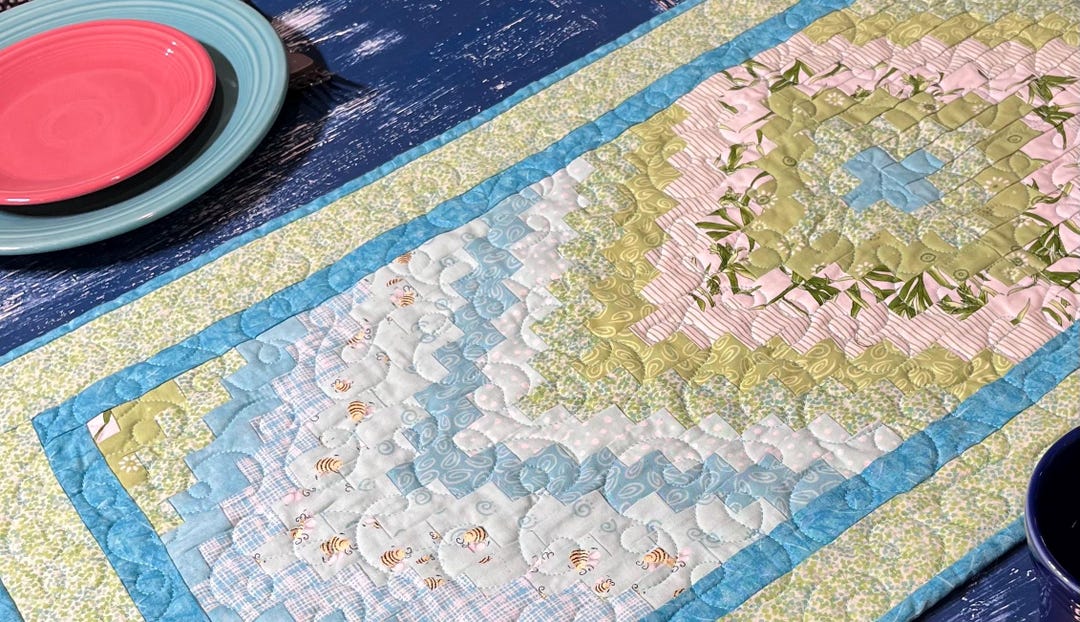 A Splash of Spring Quilted Table Runner - Etsy