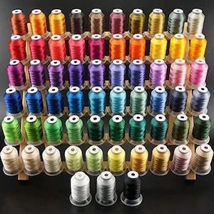 63 färger polyester broderimaskinstrådset - 500 m spolar